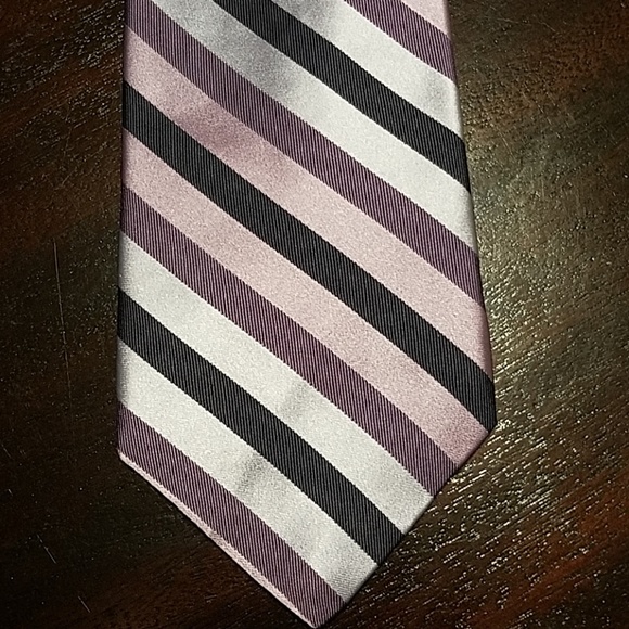 I.K.E BEHAR tie - Picture 1 of 3